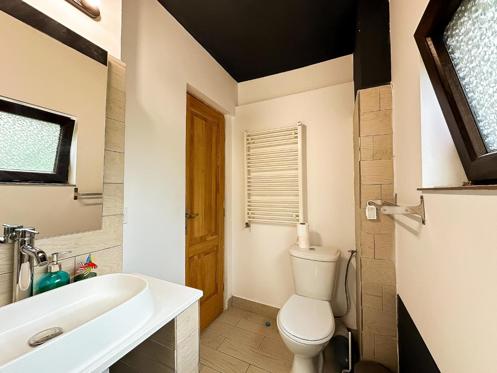 The Bridge - Central Studio With Free Parking Craiova Exteriör bild